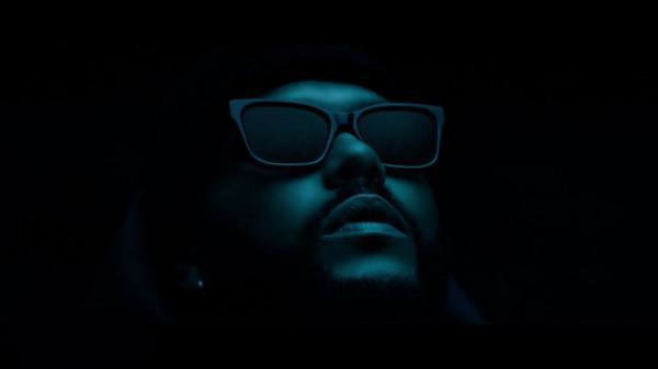 متن و ترجمه آهنگ Moth To A Flame از The Weeknd متن و ترجمه آهنگ Moth To A Flame از The Weeknd
